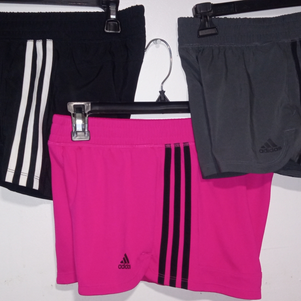 💕 SET OF 3 ADIDAS PACER WORKOUT SHORTS WOMEN'S SIZE SMALL ATHLETIC NWT RUNNING